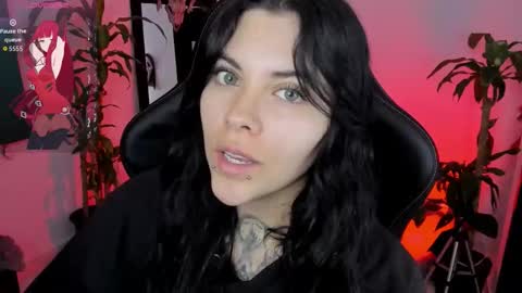 Missy Charlottte.  Hey remember to give me a thumbs up ty online show from December 17, 2025, 3:01 am