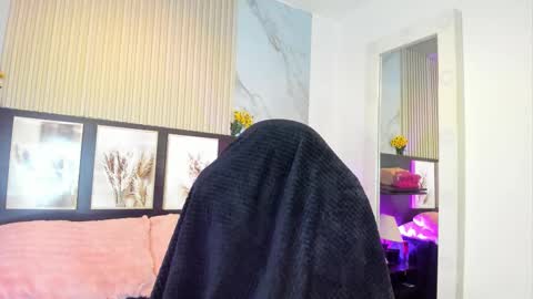 Snapshot of misscheelsee_as chatting on September 19, 2025, 12:56 am misscheelsee_as online show from September 19, 2025, 12:56 am