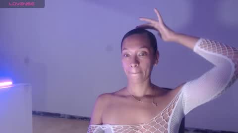 Donna di Diamanti online show from November 3, 2025, 3:46 pm