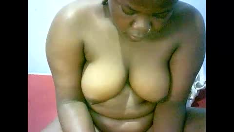 Snapshot of misscuteberry chatting on September 12, 2025, 7:36 pm VAL online show from September 12, 2025, 7:36 pm
