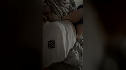 missdesirefkft online show from April 8, 2026, 3:45 pm