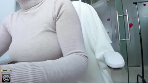 Miss Domina online show from March 18, 2026, 3:53 am