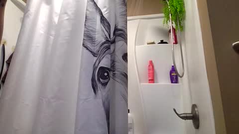 Snapshot of misseeva chatting on March 18, 2026, 10:46 pm MissEeva online show from March 18, 2026, 10:46 pm