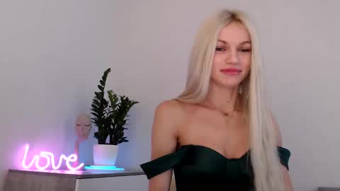 EMMA online show from December 2, 2024, 7:25 am