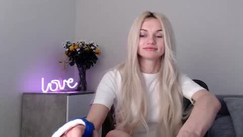 EMMA online show from March 4, 2025, 9:32 pm