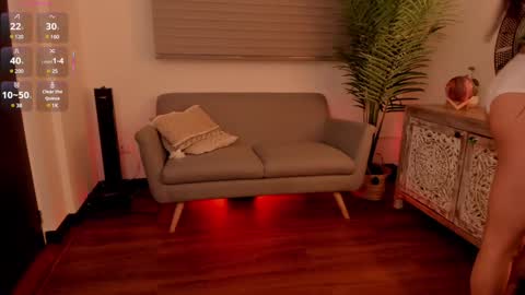 Julieta Arboleda   but i like call me esme online show from February 8, 2025, 11:44 am