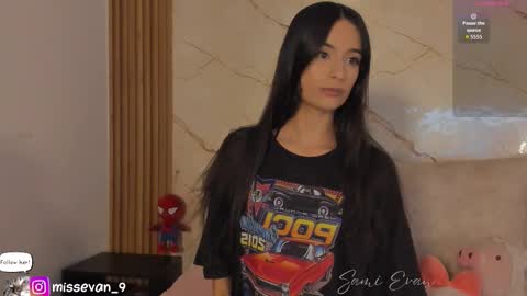 Sami Evan online show from November 21, 2025, 1:21 pm