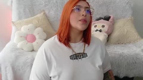 missevans_ online show from April 14, 2026, 8:26 pm