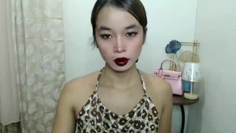 missfantasia online show from November 18, 2025, 5:34 am