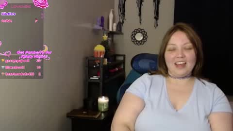 missfoxe12 online show from December 14, 2025, 11:31 pm