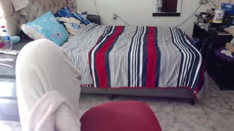 Snapshot of missgomezz_ chatting on January 5, 2026, 6:33 pm Maria Gomezz online show from January 5, 2026, 6:33 pm