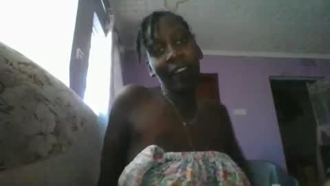 Snapshot of missheat357705 chatting on November 10, 2025, 5:39 am missheat357705 online show from November 10, 2025, 5:39 am