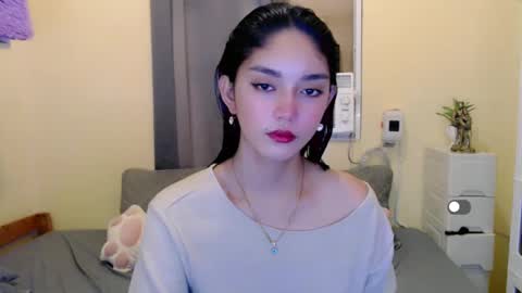 Snapshot of missindependent999 chatting on January 17, 2025, 10:22 am jj online show from January 17, 2025, 10:22 am