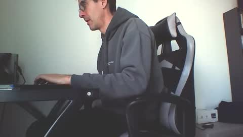 Snapshot of mission_cumpossible chatting on October 30, 2025, 8:16 am SperminatoR online show from October 30, 2025, 8:16 am