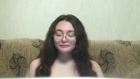 missis mona online show from January 17, 2025, 12:42 am