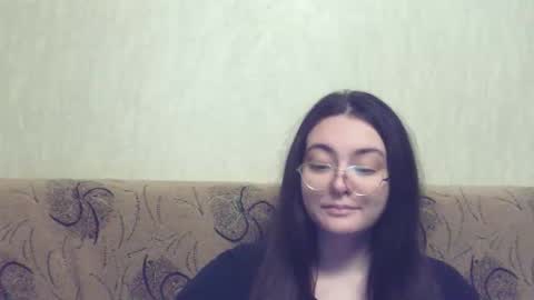 missis mona online show from December 14, 2025, 9:19 pm