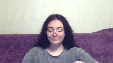 missis mona online show from June 9, 2026, 3:18 am