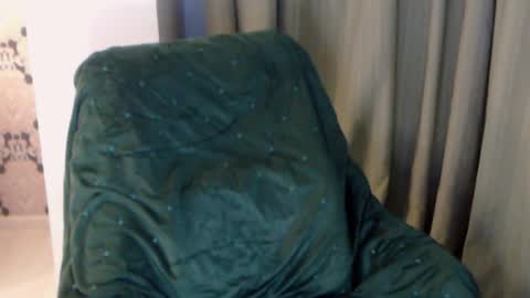 MissJenny7 online show from November 21, 2025, 11:25 pm