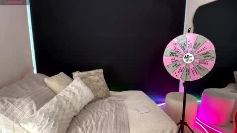 Miss Jessica Jade online show from March 11, 2026, 4:18 am