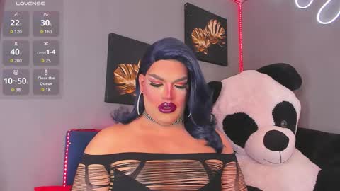 kassandra lazcano online show from November 29, 2025, 1:19 am