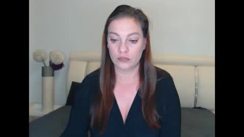 Khloe online show from December 21, 2025, 5:20 pm