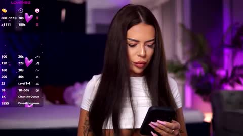 misskiarra online show from September 26, 2025, 6:28 am