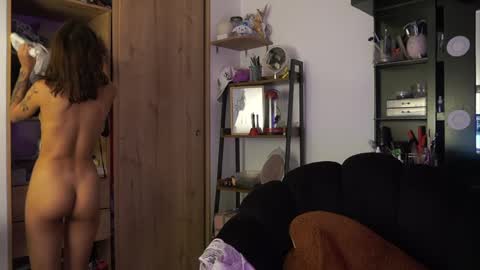 janedoe online show from February 7, 2025, 4:59 am