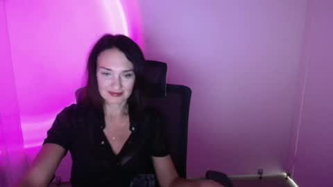 Christina online show from September 29, 2025, 11:37 am