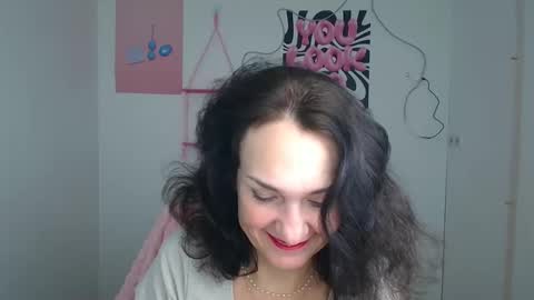 Christina online show from February 25, 2026, 12:15 pm