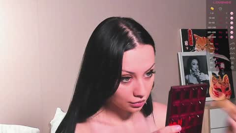 Snapshot of misslecter chatting on December 25, 2024, 9:54 pm Goddess Margot online show from December 25, 2024, 9:54 pm