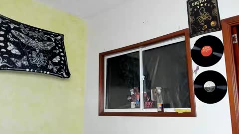 Snapshot of missluna27 chatting on February 18, 2025, 11:19 pm Miss Luna online show from February 18, 2025, 11:19 pm