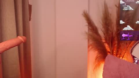 missmariana_ online show from September 19, 2025, 12:02 am