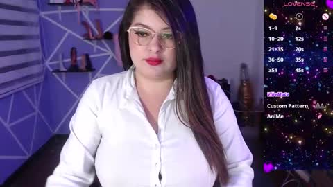 Miia online show from December 16, 2024, 3:22 pm