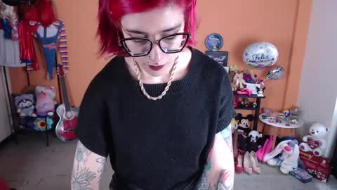 Miss Mia online show from February 5, 2025, 1:33 pm