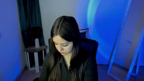 Snapshot of missmiamiss chatting on May 11, 2026, 4:04 pm Mia online show from May 11, 2026, 4:04 pm