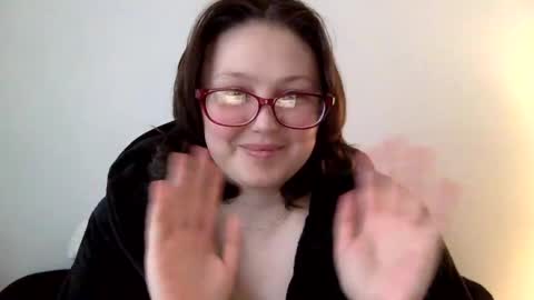 Snapshot of missmistressmal chatting on May 3, 2026, 2:01 pm missmistressmal online show from May 3, 2026, 2:01 pm