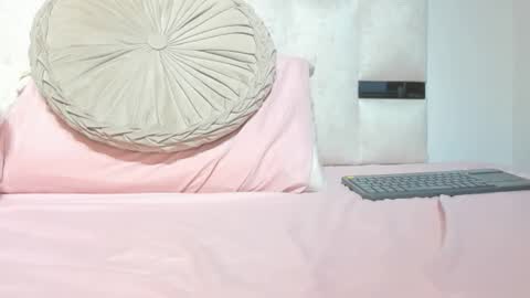 missnatasha05 online show from February 17, 2026, 10:38 pm