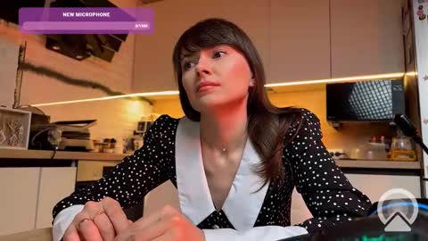 Snapshot of missnatasha5 chatting on January 5, 2025, 9:25 pm Miss Natasha online show from January 5, 2025, 9:25 pm