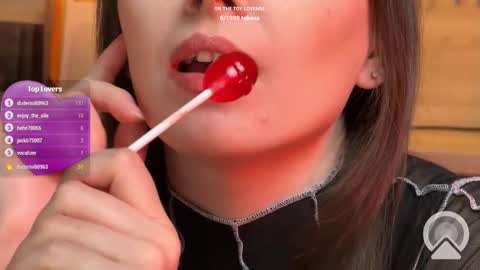 Snapshot of missnatasha5 chatting on January 16, 2025, 9:40 pm Miss Natasha online show from January 16, 2025, 9:40 pm