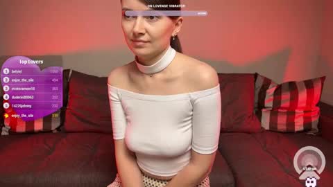 Snapshot of missnatasha5 chatting on February 26, 2025, 9:58 pm Miss Natasha online show from February 26, 2025, 9:58 pm