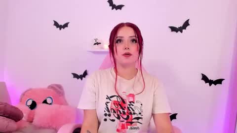 Snapshot of misspaulina__ chatting on October 20, 2025, 12:22 am Pau Giraldo online show from October 20, 2025, 12:22 am