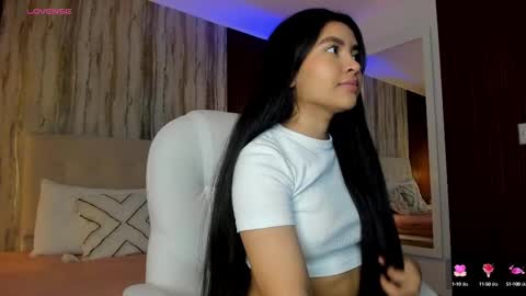 Snapshot of missprada chatting on March 7, 2025, 11:40 am Emma Prada online show from March 7, 2025, 11:40 am