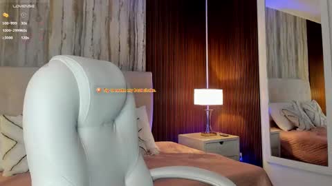 Snapshot of missprada chatting on March 10, 2025, 11:42 am Emma Prada online show from March 10, 2025, 11:42 am