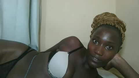 pretty gal online show from March 10, 2025, 4:46 pm