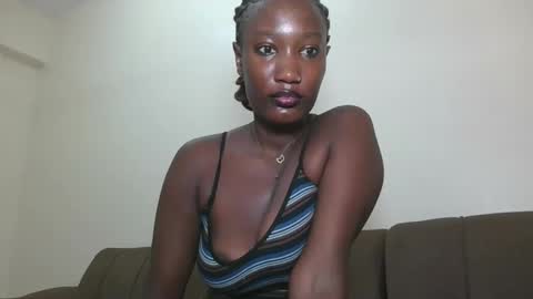 pretty gal online show from November 8, 2025, 4:34 am