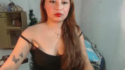Snapshot of missrheameasexy chatting on January 22, 2025, 1:11 pm missRHEA online show from January 22, 2025, 1:11 pm