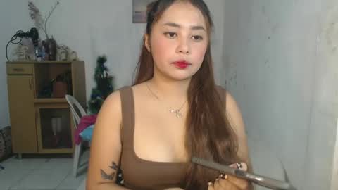 Snapshot of missrheameasexy chatting on January 27, 2025, 8:07 am missRHEA online show from January 27, 2025, 8:07 am