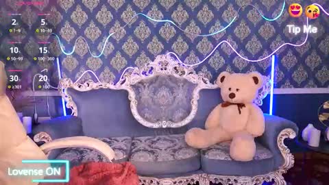 Snapshot of missrossi chatting on September 17, 2025, 6:53 pm missrossi online show from September 17, 2025, 6:53 pm