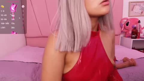 Luna online show from February 22, 2025, 10:20 pm