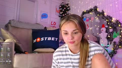 Snapshot of misss_viki chatting on December 31, 2024, 2:58 pm . online show from December 31, 2024, 2:58 pm